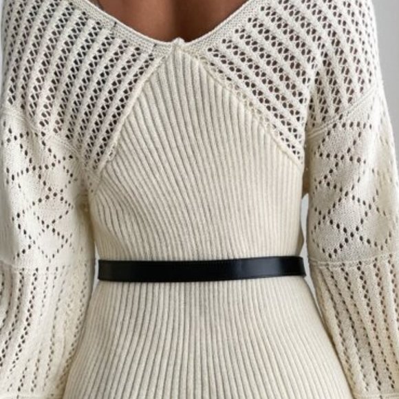 Casually Chic Lantern Sleeved Sweater Dress - Picture 10 of 11